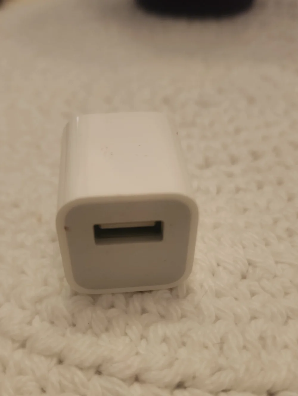 Apple White USB Wall Charger Adapter